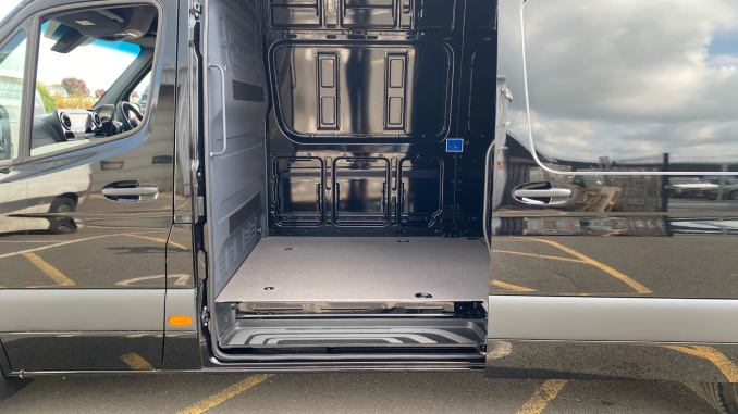 Mercedes-Benz Sprinter 315Cdi L3 Diesel Rwd 3.5t H2 Select Van - Image 14